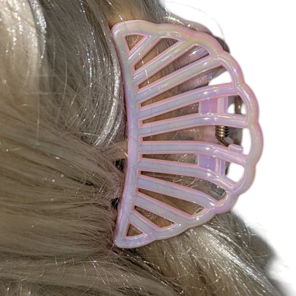 🌞 3 / $15 Iridescent Hair Clip